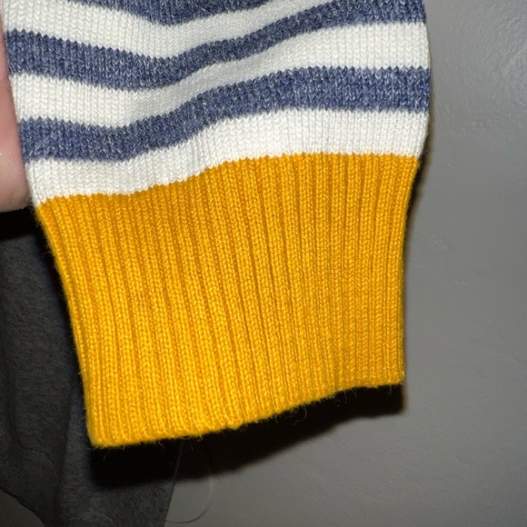 Brand new Cat and Jack sweater for boy - Picture 2 of 5